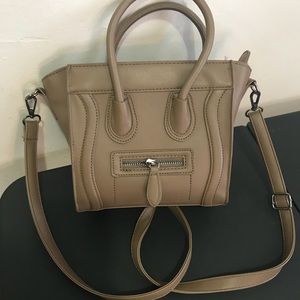 Crossbody bag